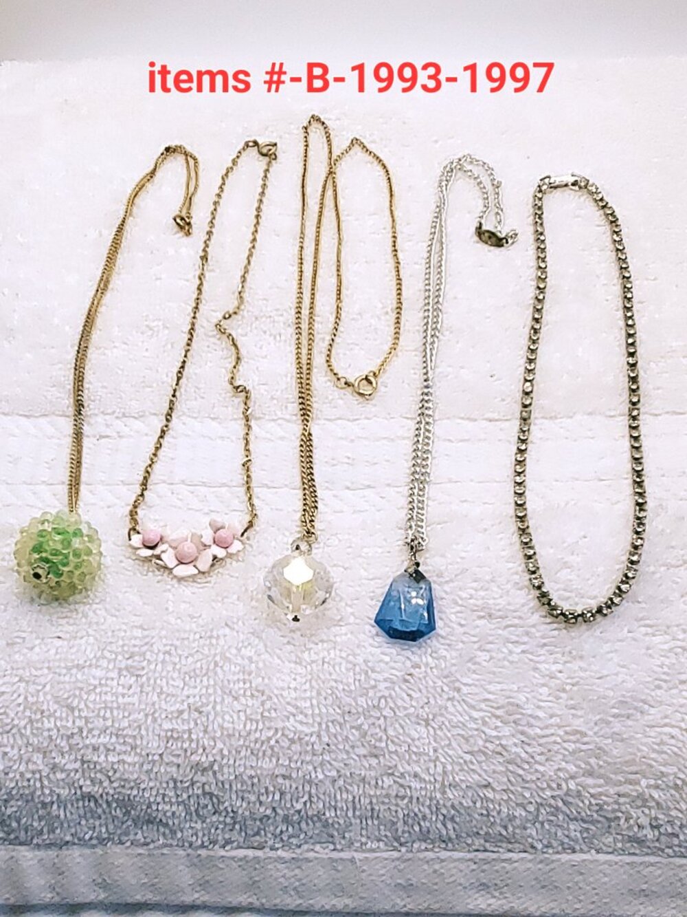 5 Necklaces, items # B-1993-1197, wt. 43 grams.